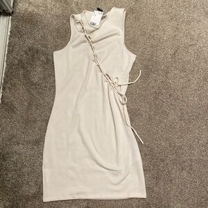 Off white H&M tie front dress